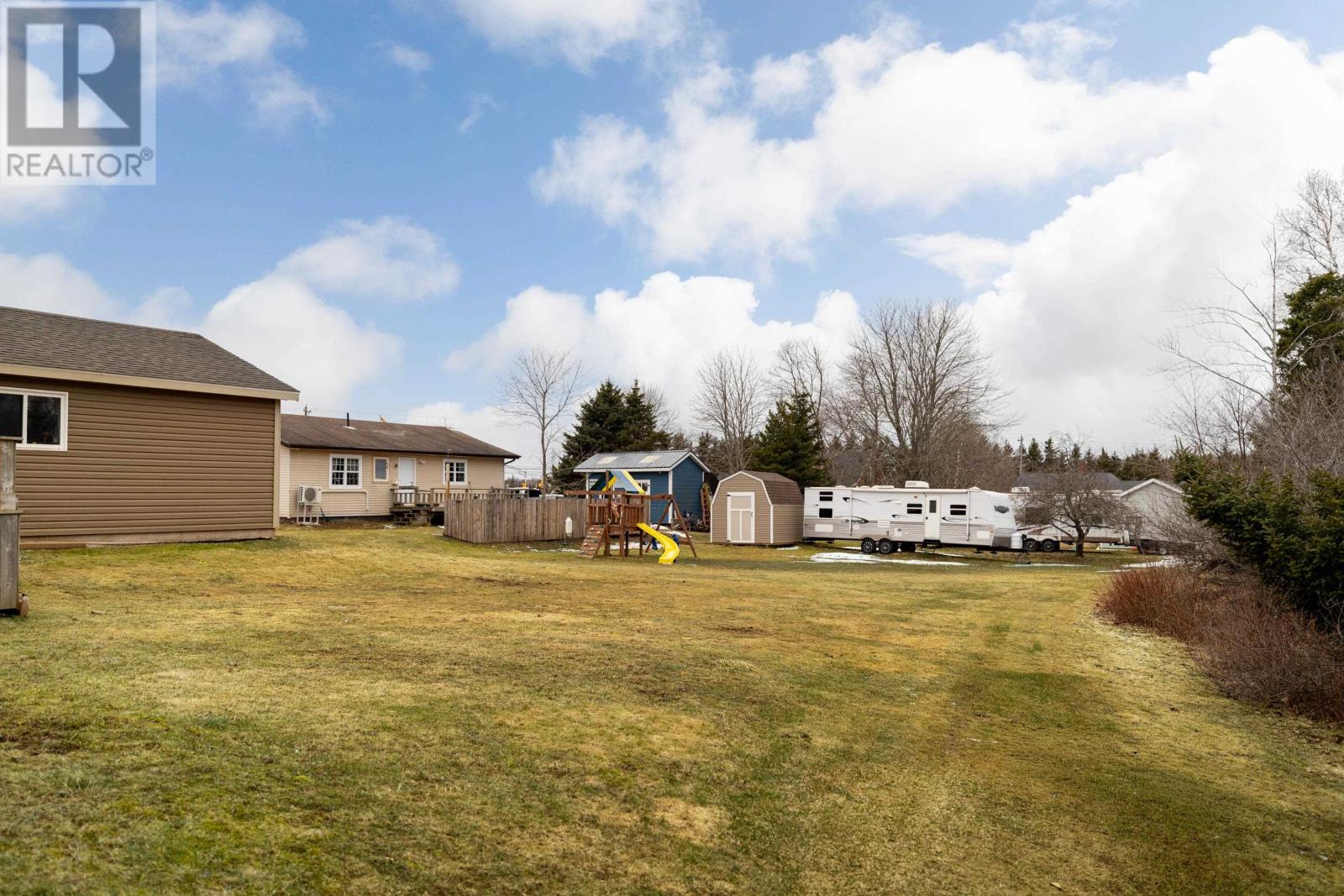 5 Rose Street, Winsloe North, Prince Edward Island  C1E 1V4 - Photo 5 - 202606227