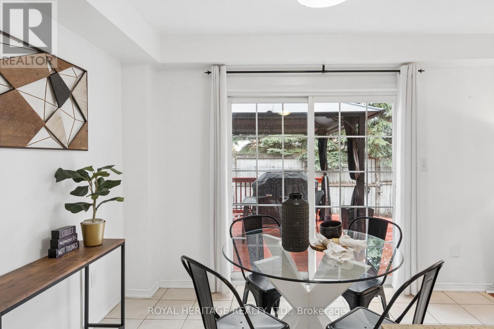 40 Mcnicol Crescent, Ajax, Ontario  L1Z 1Y8 - Photo 10 - E12951494