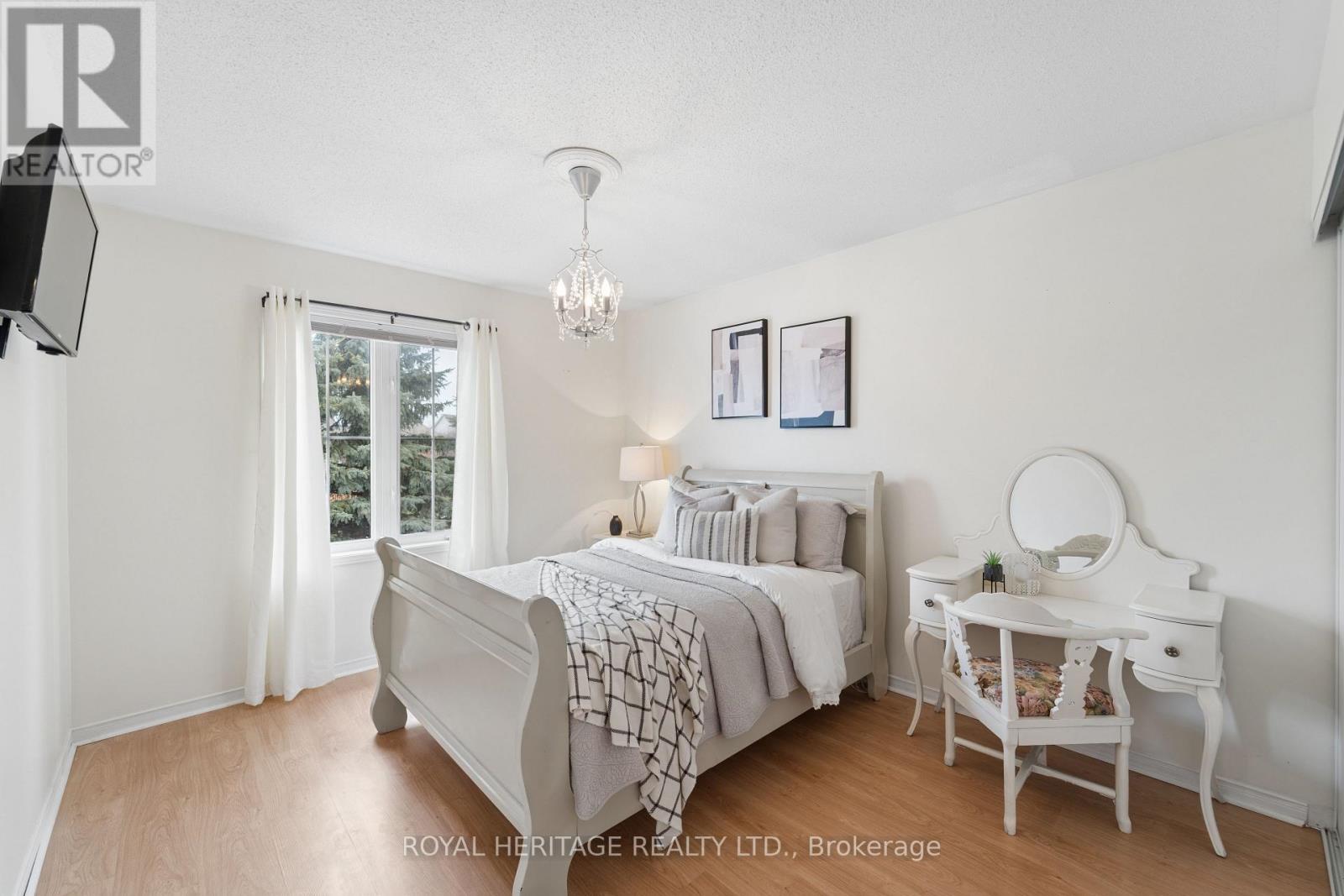 40 Mcnicol Crescent, Ajax, Ontario  L1Z 1Y8 - Photo 15 - E12951494