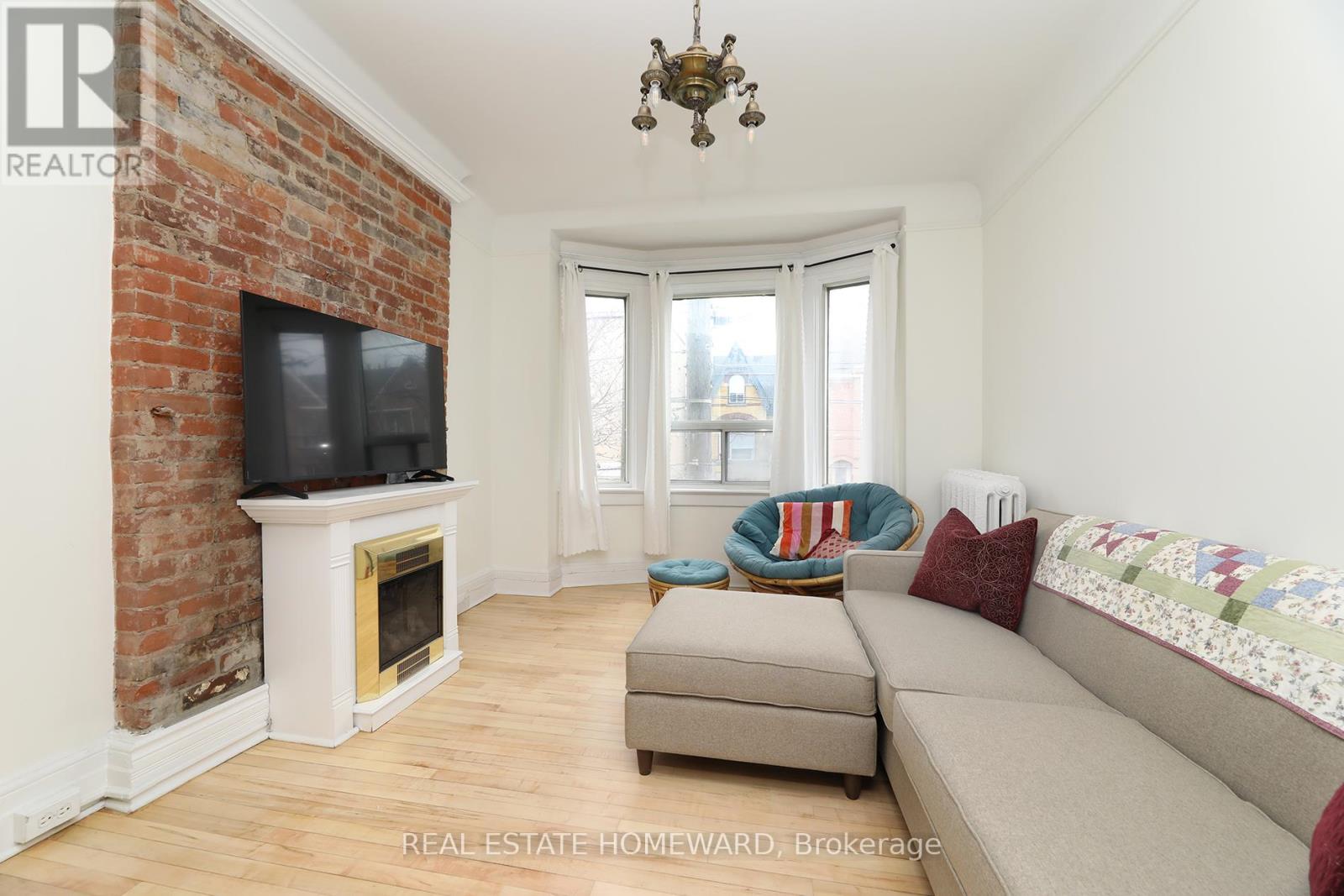 2 - 1378 Queen Street E, Toronto, Ontario  M4L 1C9 - Photo 5 - E12951588