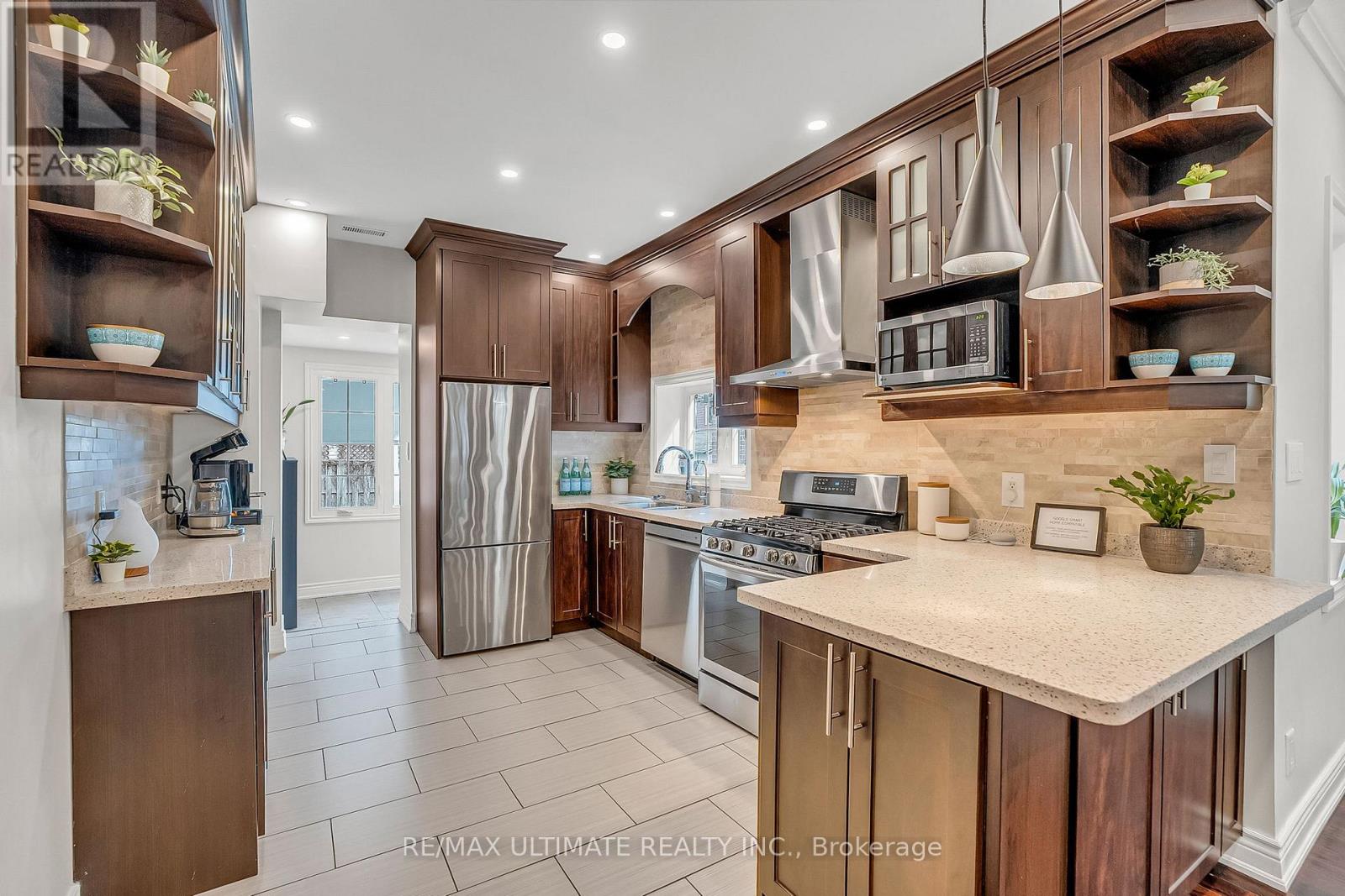 429 Jones Avenue, Toronto, Ontario  M4J 3G6 - Photo 12 - E12951696