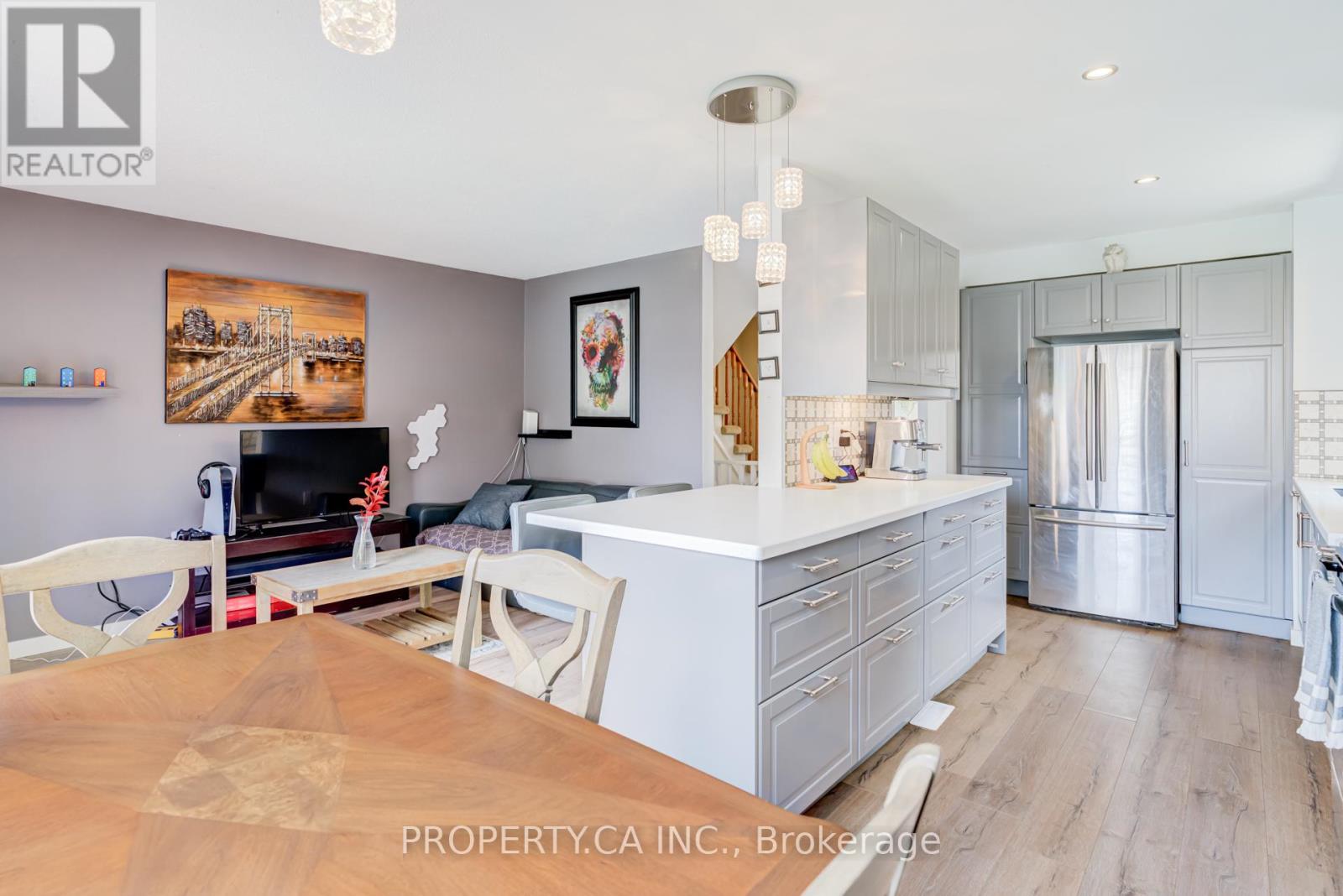 6 Hendley Drive, Ajax, Ontario  L1T 2C6 - Photo 18 - E12951724