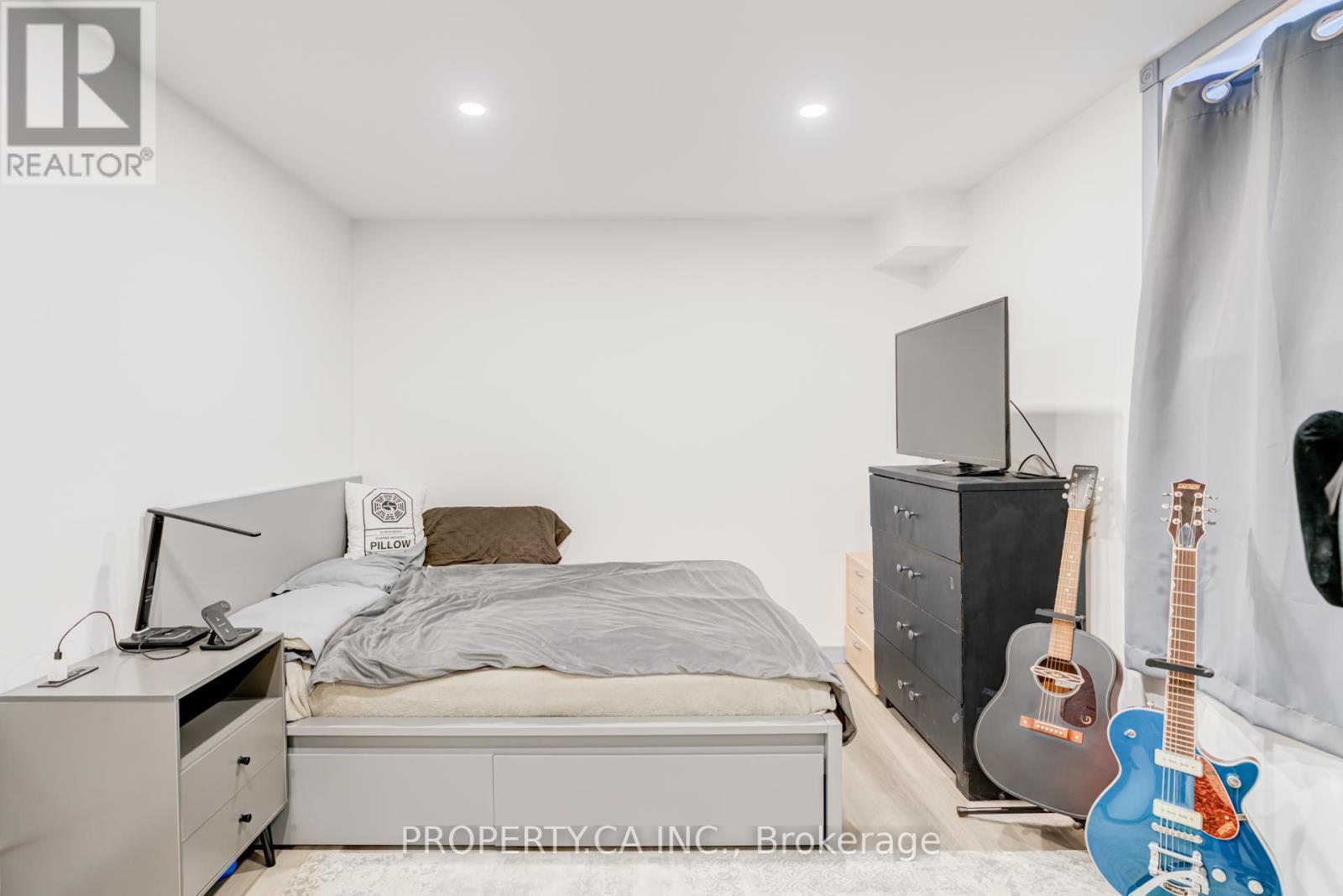 6 Hendley Drive, Ajax, Ontario  L1T 2C6 - Photo 34 - E12951724