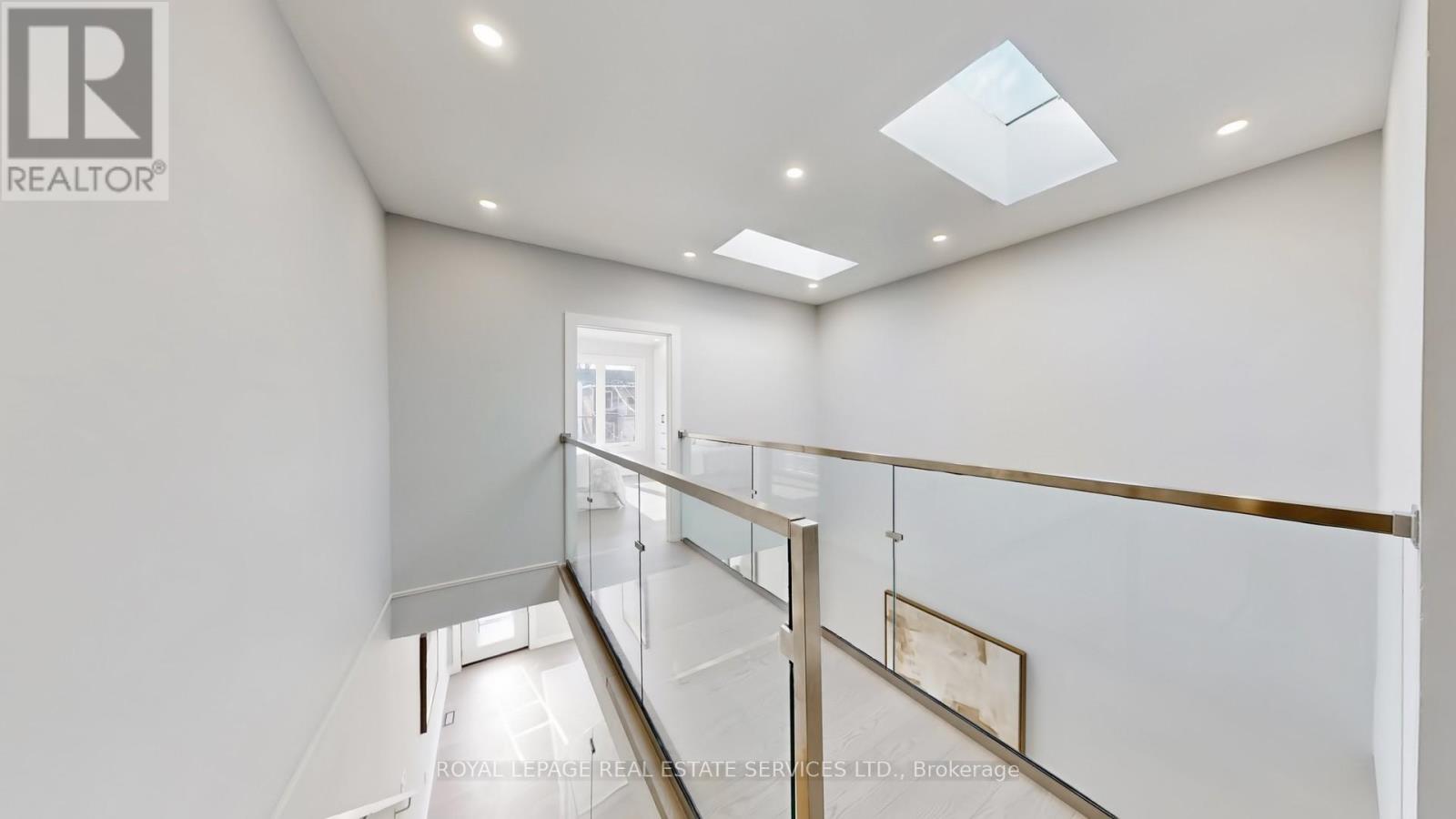 1073 Craven Road, Toronto, Ontario  M4J 4V7 - Photo 27 - E12951732