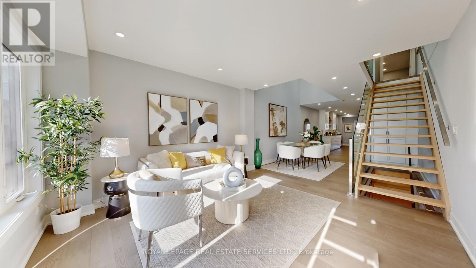 1073 Craven Road, Toronto, Ontario  M4J 4V7 - Photo 3 - E12951732