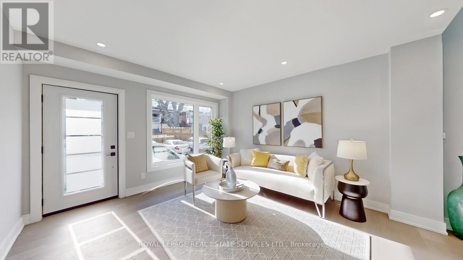 1073 Craven Road, Toronto, Ontario  M4J 4V7 - Photo 4 - E12951732