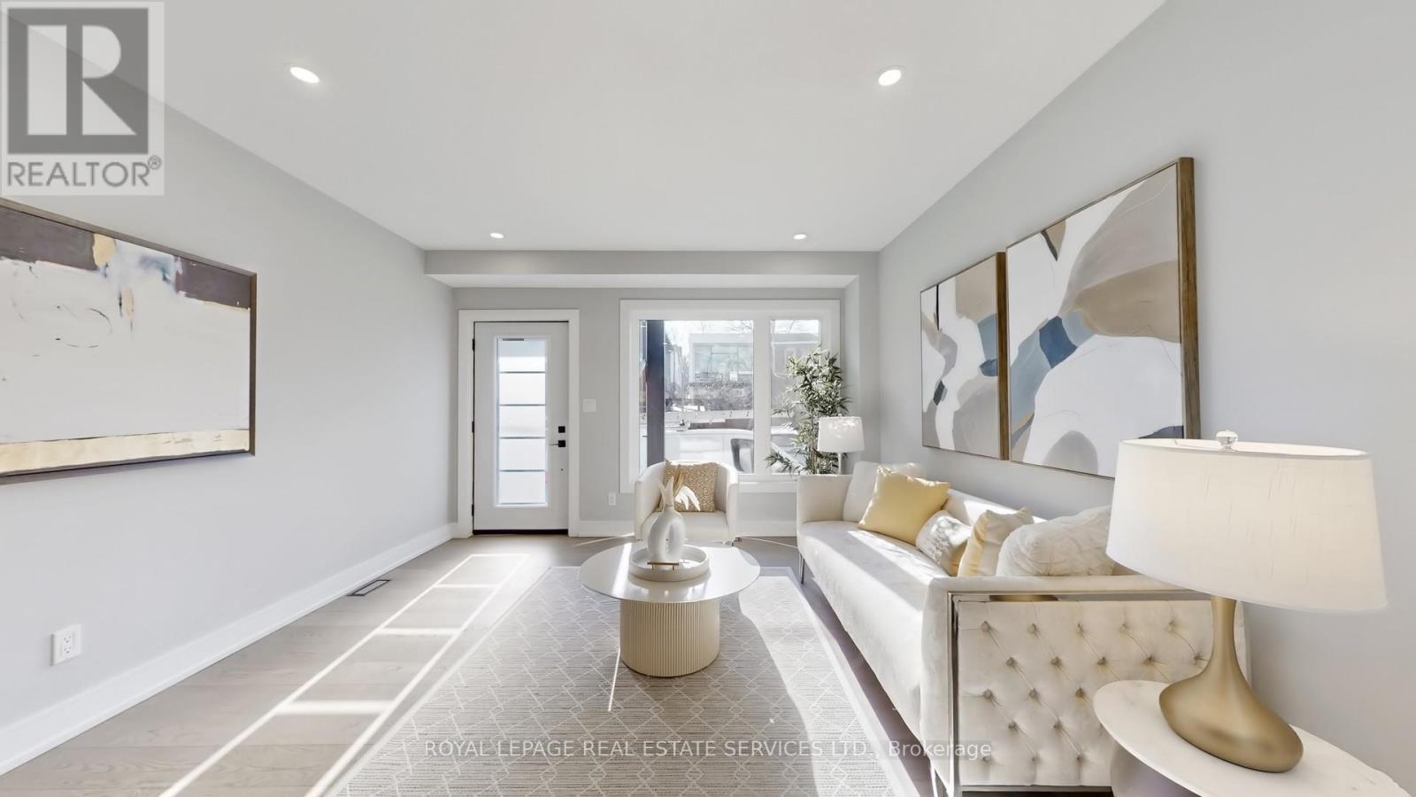 1073 Craven Road, Toronto, Ontario  M4J 4V7 - Photo 5 - E12951732