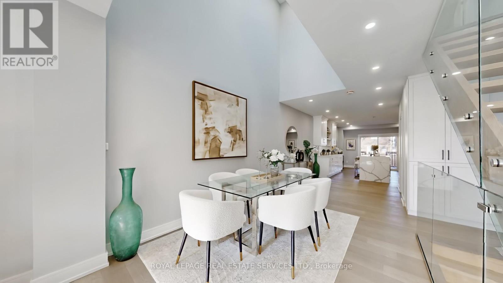 1073 Craven Road, Toronto, Ontario  M4J 4V7 - Photo 7 - E12951732