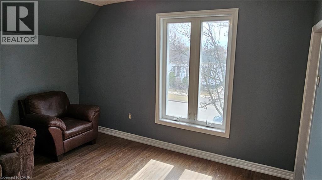 182 Marlborough Street, Brantford, Ontario  N3S 4S9 - Photo 8 - 40815959