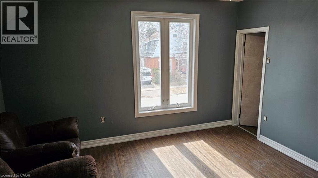 182 Marlborough Street, Brantford, Ontario  N3S 4S9 - Photo 6 - 40815959