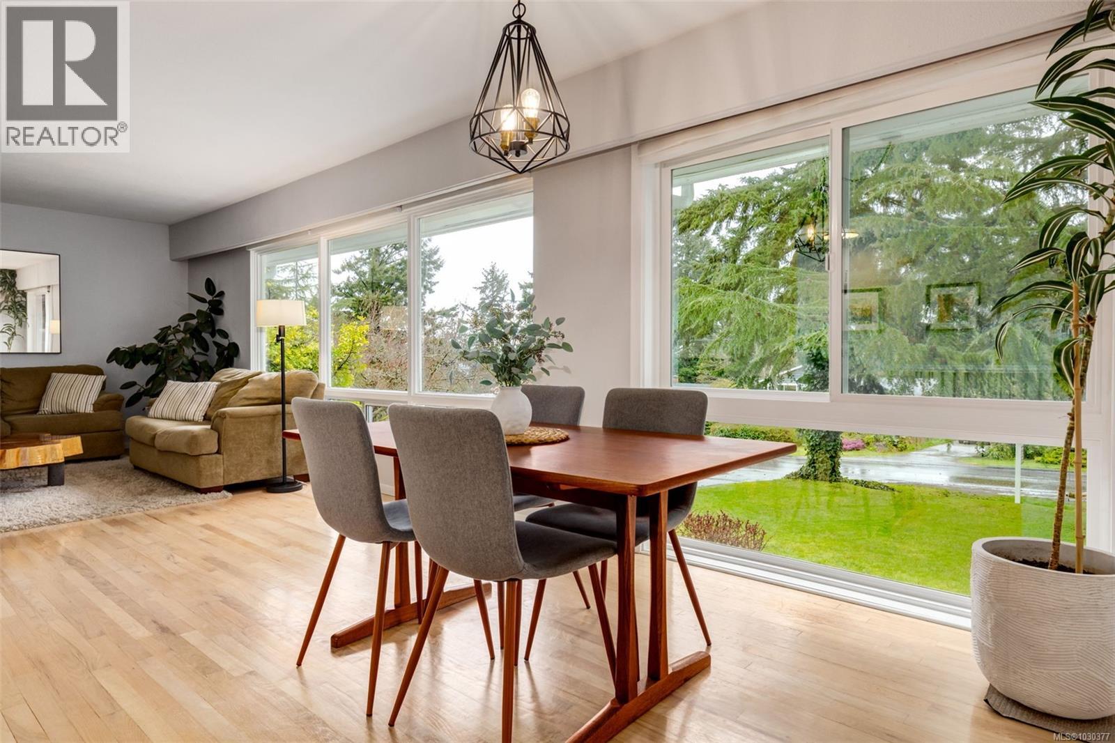 2445 Holyrood Dr, Nanaimo, British Columbia  V9S 4K7 - Photo 13 - 1030377