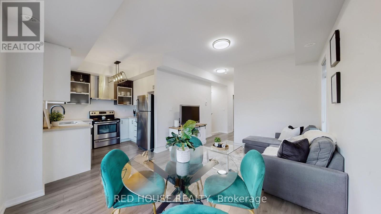 E08 - 26 Bruce Street, Vaughan, Ontario  L4L 1J4 - Photo 1 - N12951606