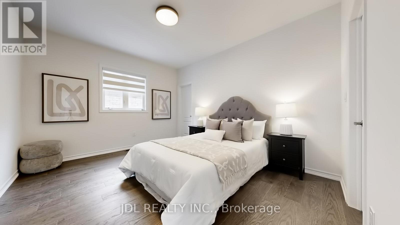 56 Connell Drive, Georgina, Ontario  L4P 0J5 - Photo 15 - N12951682