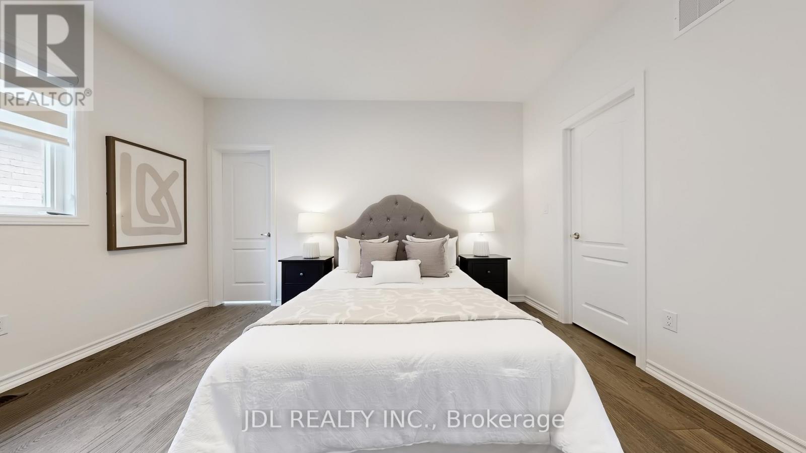 56 Connell Drive, Georgina, Ontario  L4P 0J5 - Photo 16 - N12951682