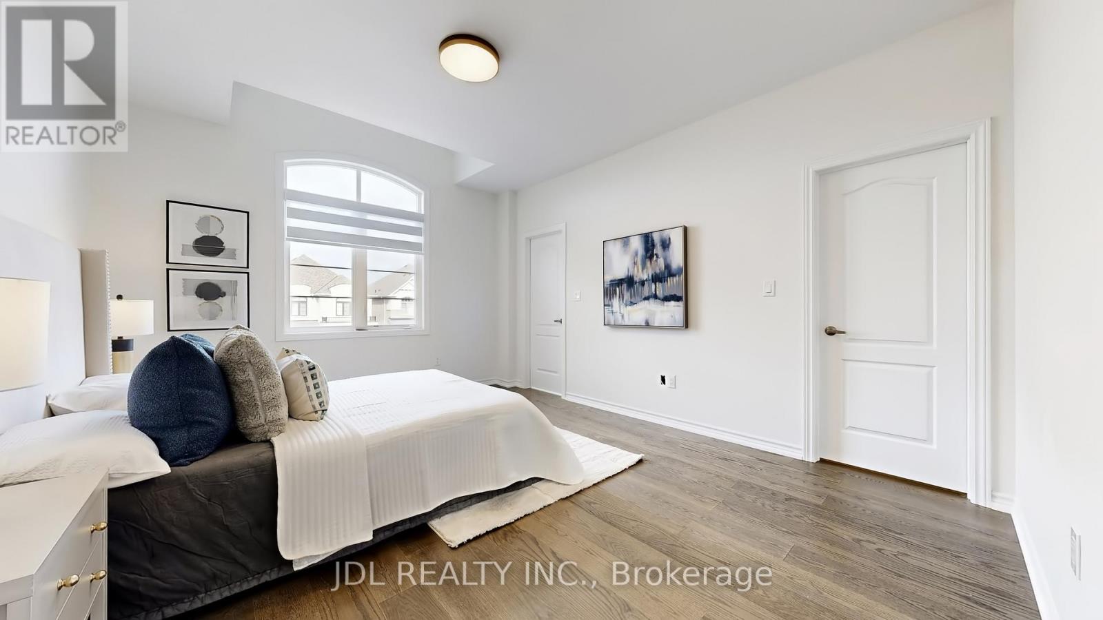 56 Connell Drive, Georgina, Ontario  L4P 0J5 - Photo 21 - N12951682