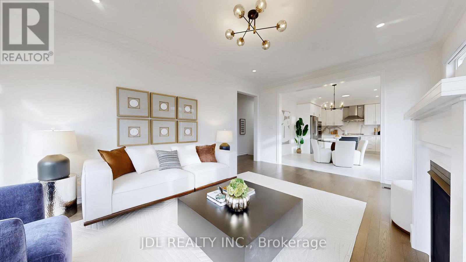 56 Connell Drive, Georgina, Ontario  L4P 0J5 - Photo 6 - N12951682