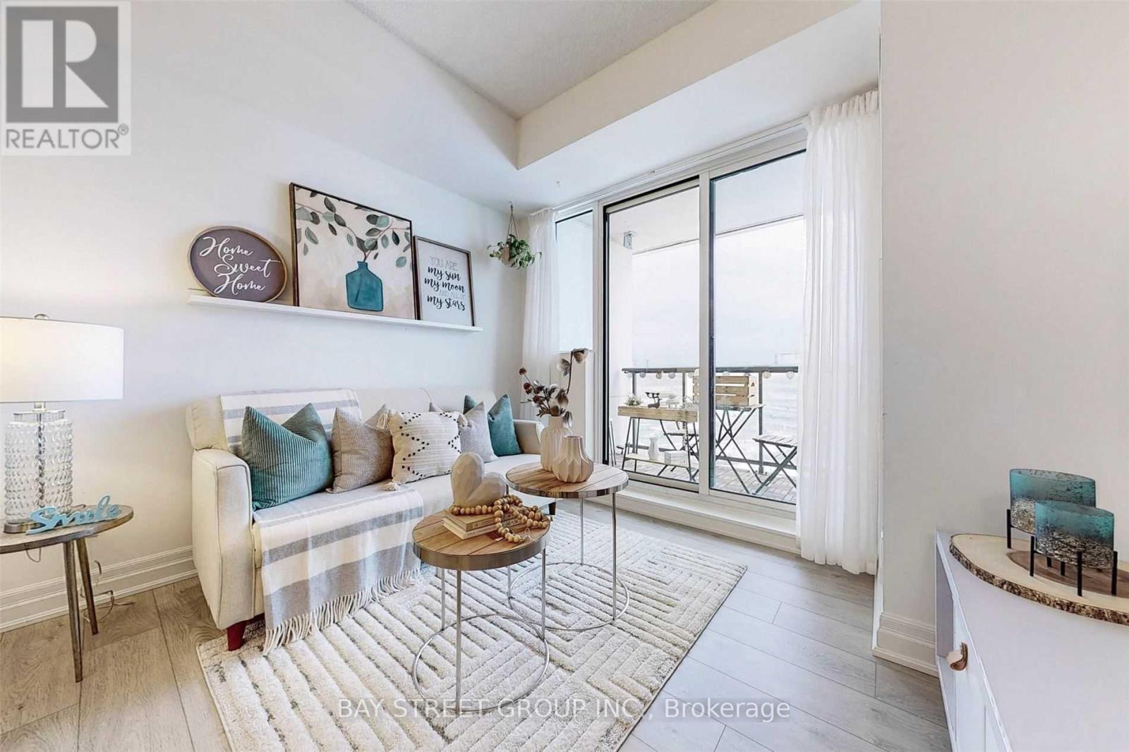 910a - 10 Rouge Valley Drive W, Markham, Ontario  L6G 0G9 - Photo 4 - N12951758