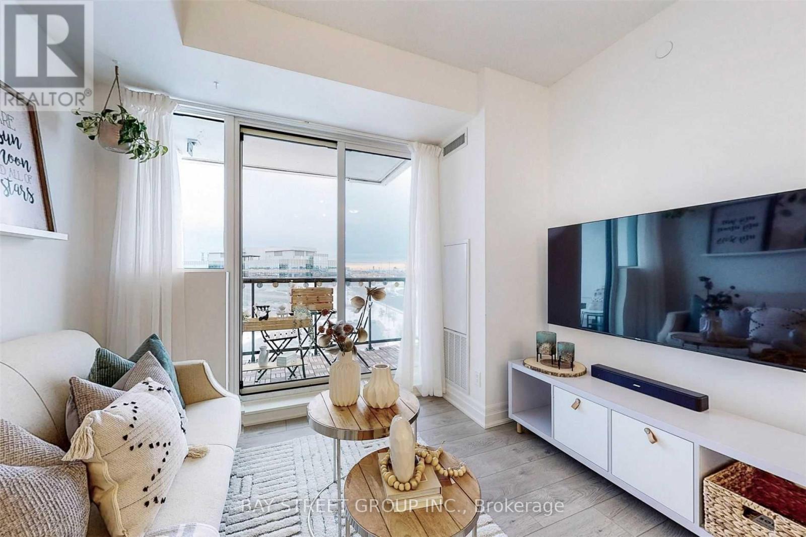 910a - 10 Rouge Valley Drive W, Markham, Ontario  L6G 0G9 - Photo 5 - N12951758