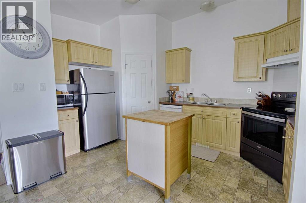 5111 54 Street, Taber, Alberta  T1G 1M5 - Photo 8 - A2298454