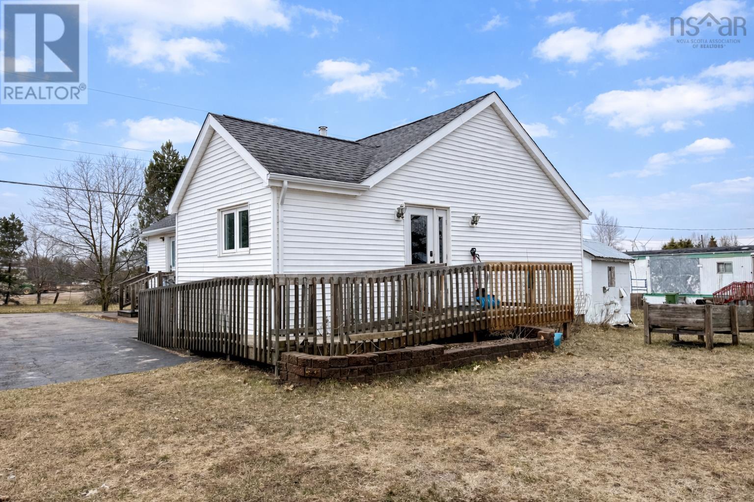8 Standish Street, West Amherst, Nova Scotia  B4H 3Y4 - Photo 9 - 202606204