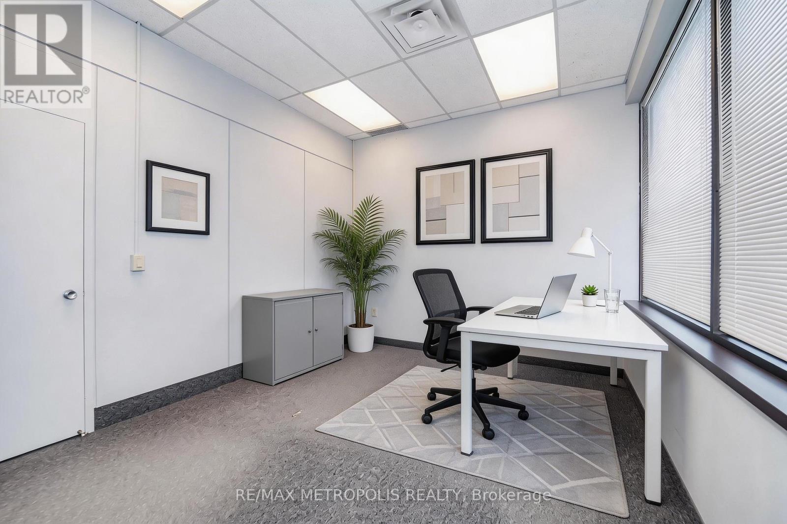 1 - 21 Essa Road, Barrie, Ontario  L4N 3K4 - Photo 28 - S12951646