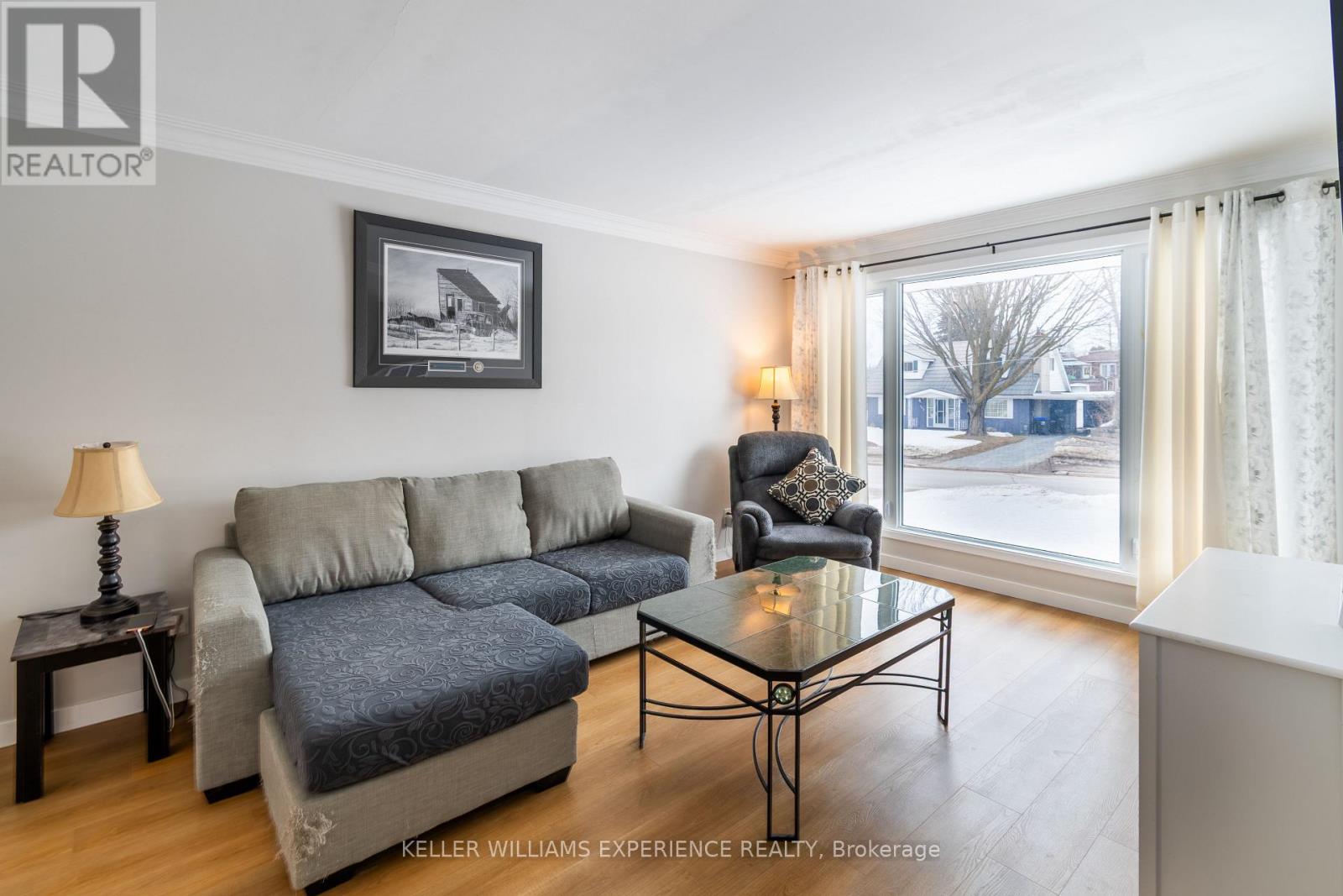 588 Manly Street, Midland, Ontario  L4R 3G3 - Photo 4 - S12951730