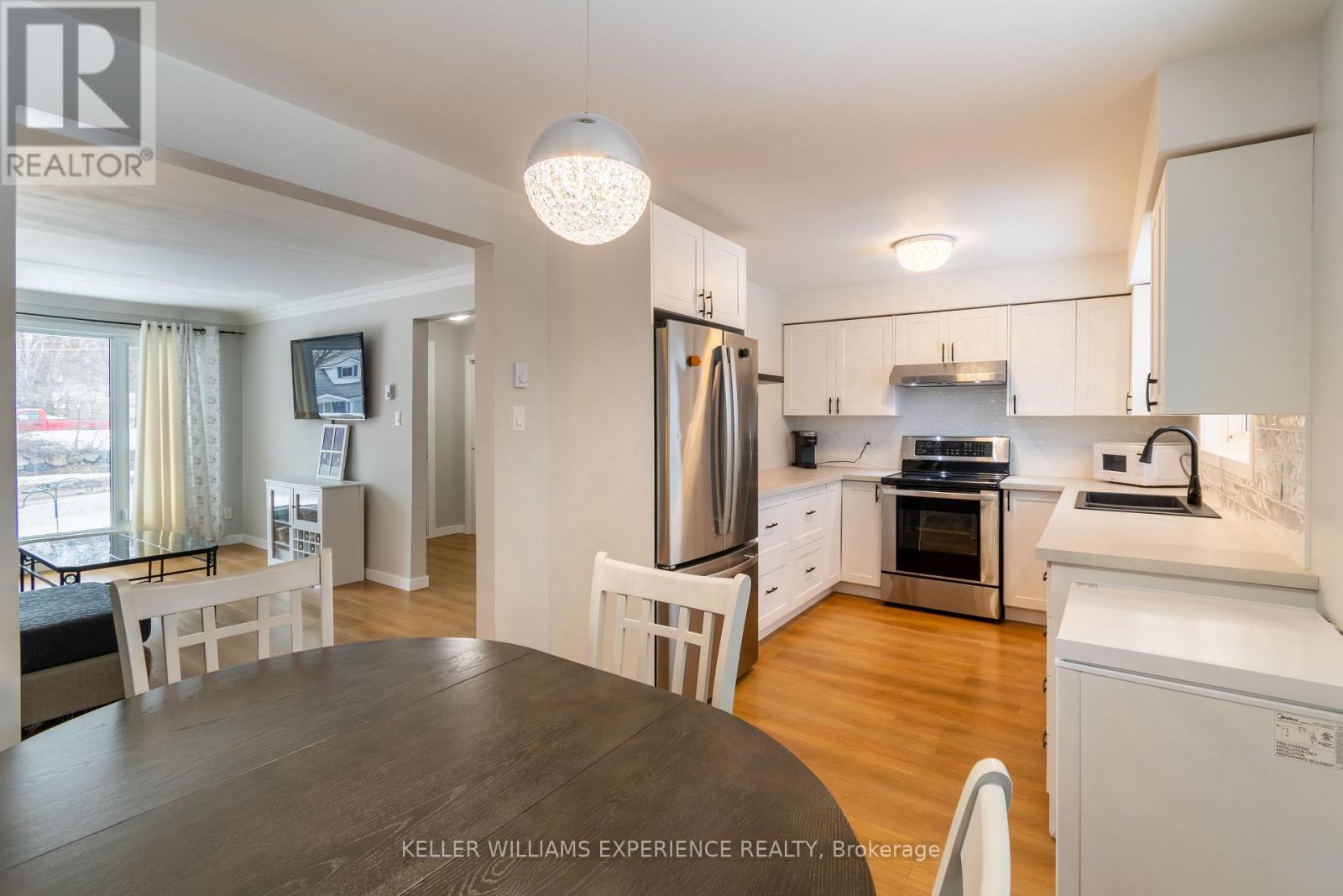 588 Manly Street, Midland, Ontario  L4R 3G3 - Photo 5 - S12951730