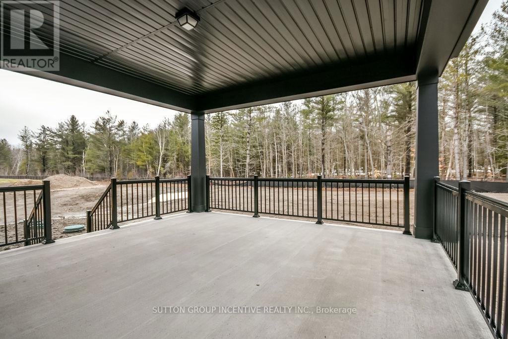 10 Cottonwood Street, Springwater, Ontario  L0L 1Y2 - Photo 23 - S12951736