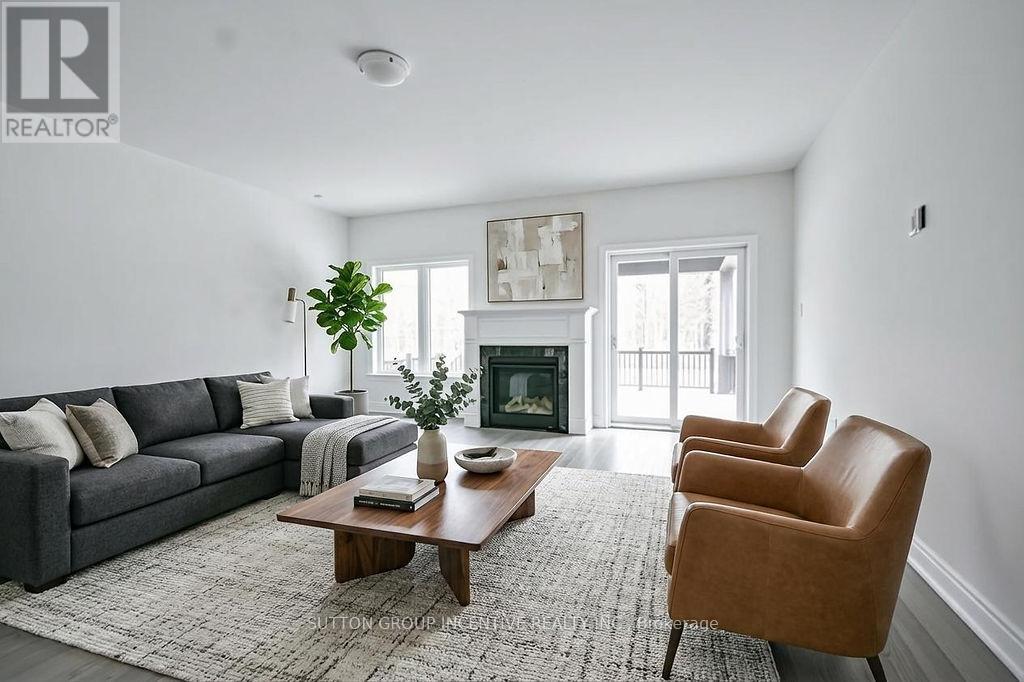 10 Cottonwood Street, Springwater, Ontario  L0L 1Y2 - Photo 3 - S12951736