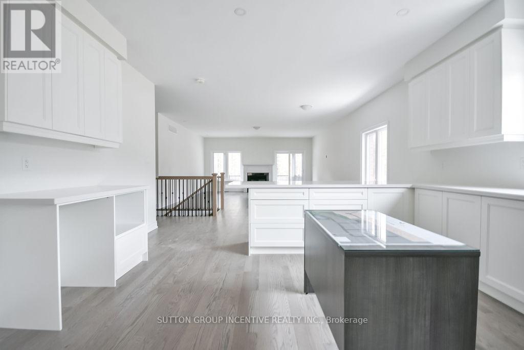 10 Cottonwood Street, Springwater, Ontario  L0L 1Y2 - Photo 7 - S12951736