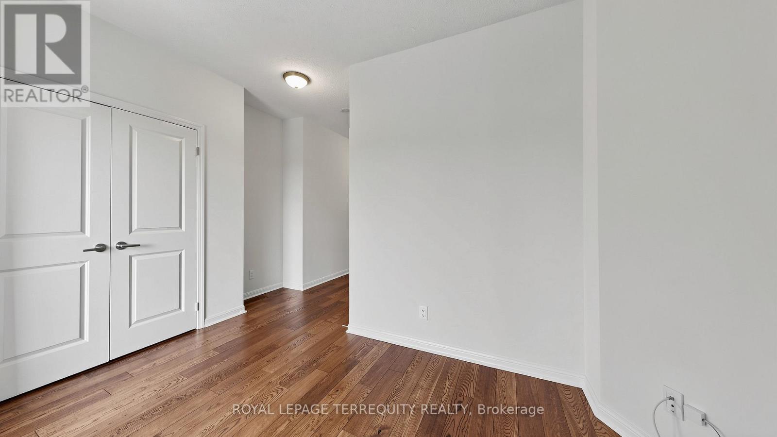 2205 - 15 Windermere Avenue, Toronto, Ontario  M6S 5A2 - Photo 24 - W12950880