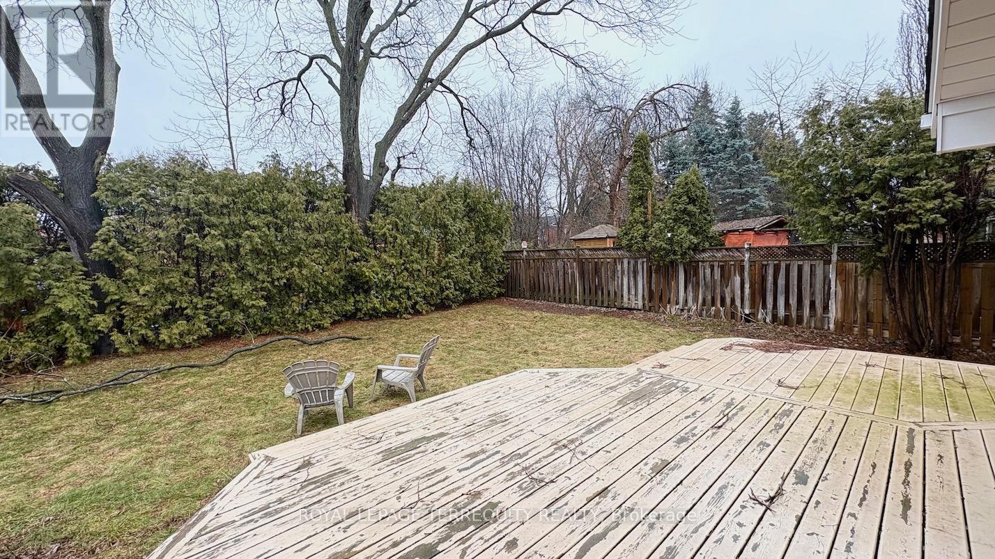 1841 Sherwood Forrest Circle, Mississauga, Ontario  L5K 2G6 - Photo 44 - W12951510