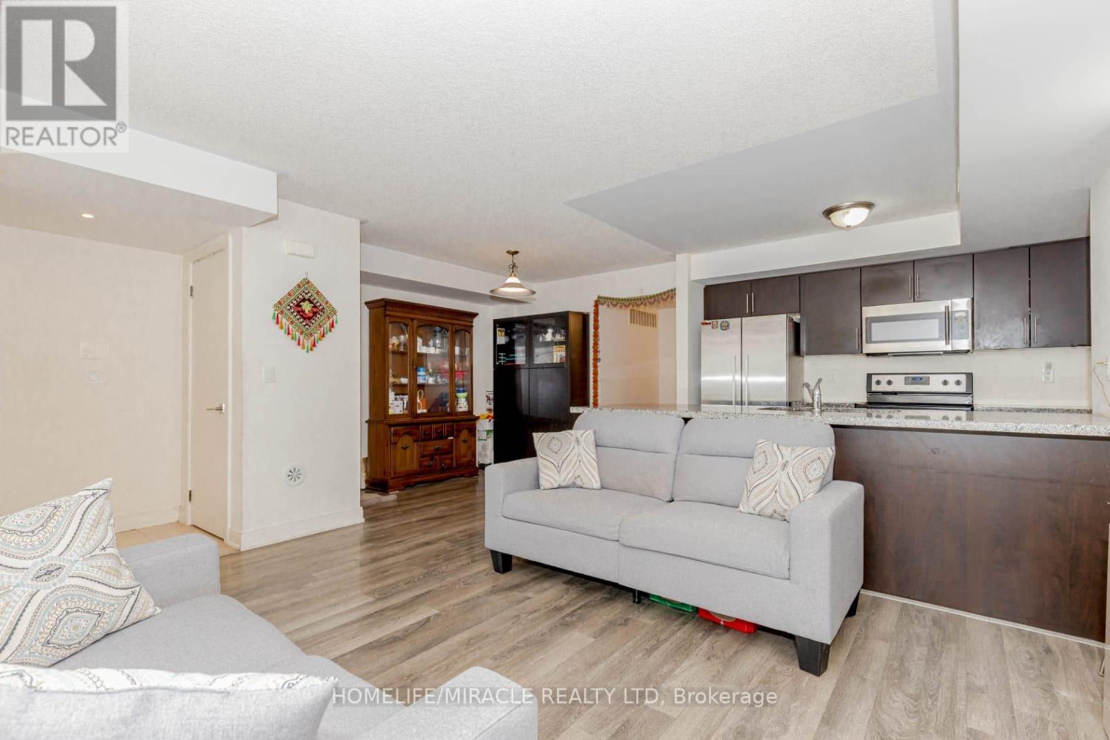 29 - 100 Dufay Road, Brampton, Ontario  L7A 4S3 - Photo 12 - W12951528