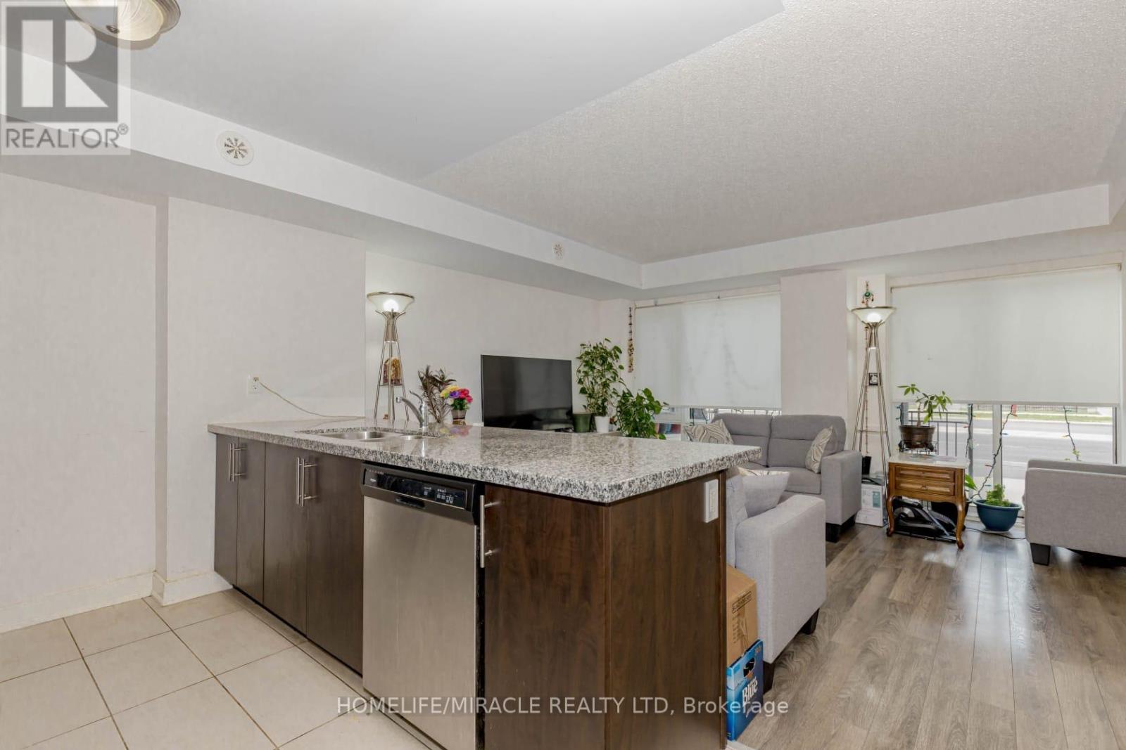 29 - 100 Dufay Road, Brampton, Ontario  L7A 4S3 - Photo 4 - W12951528