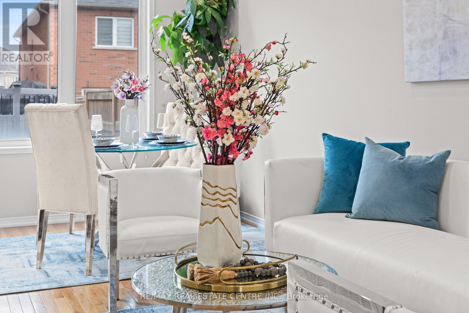 62 Sussexvale Drive, Brampton, Ontario  L6R 0W2 - Photo 10 - W12951536