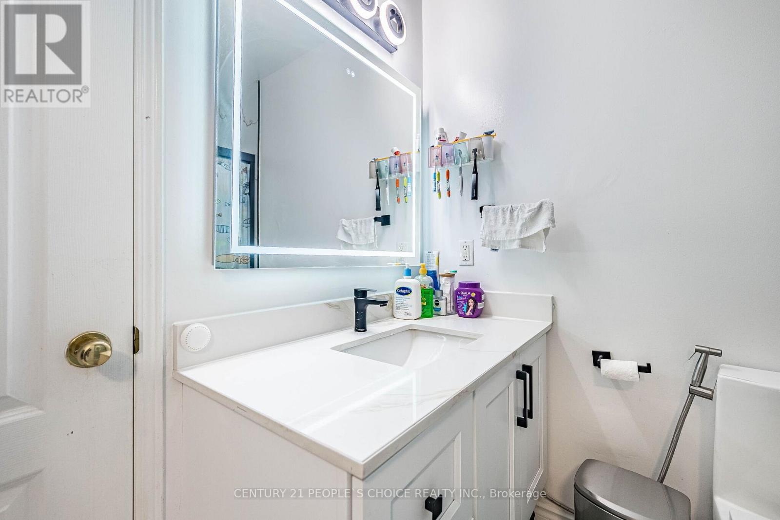 1219 Quest Circle, Mississauga, Ontario  L5N 8B9 - Photo 43 - W12951538