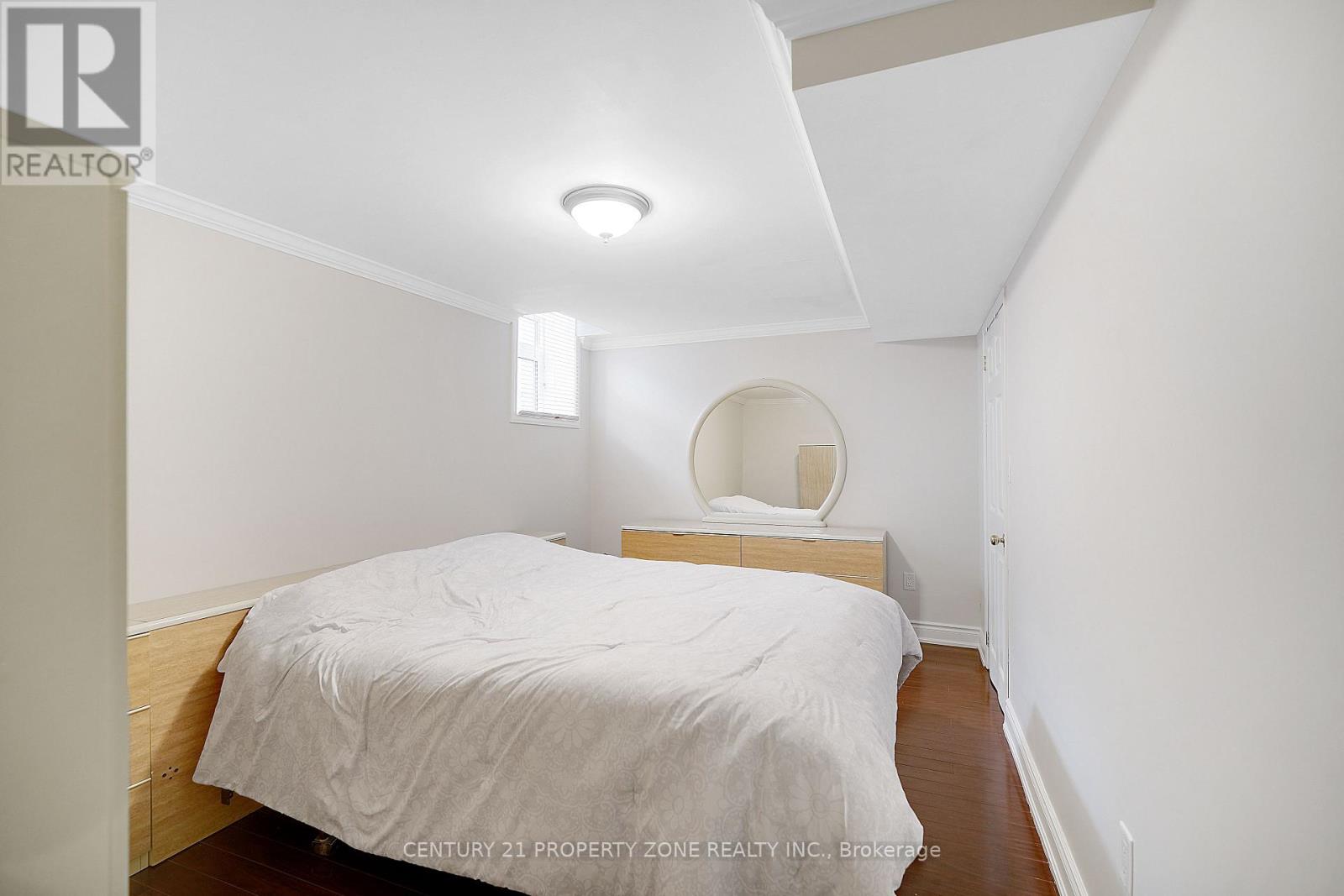 38 Castlegate Boulevard, Brampton, Ontario  L6P 2L3 - Photo 25 - W12951540