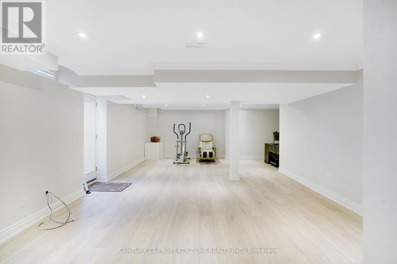 38 Castlegate Boulevard, Brampton, Ontario  L6P 2L3 - Photo 37 - W12951540