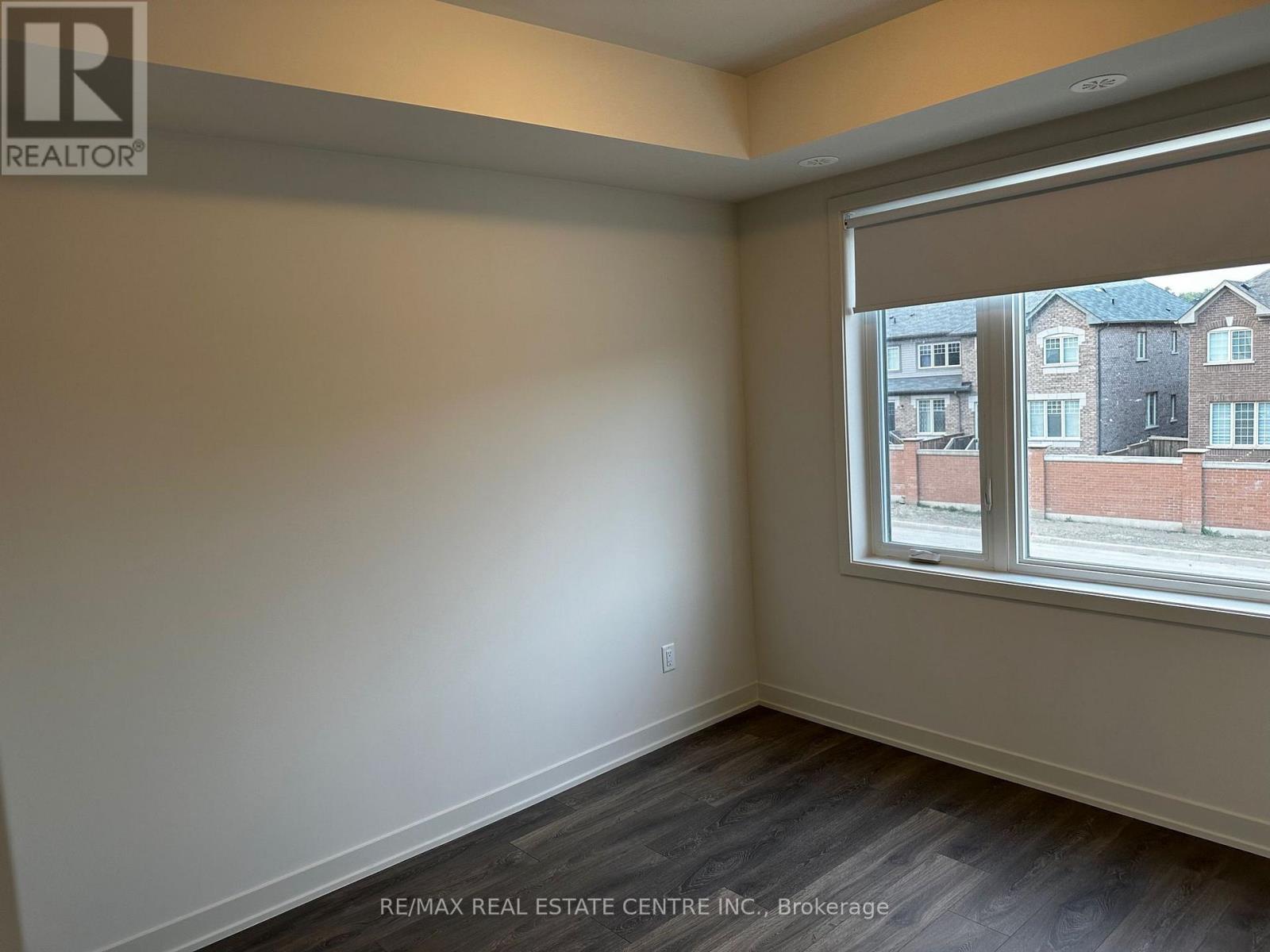 204 - 58 Sky Harbour Drive, Brampton, Ontario  L6Y 0C1 - Photo 3 - W12951542