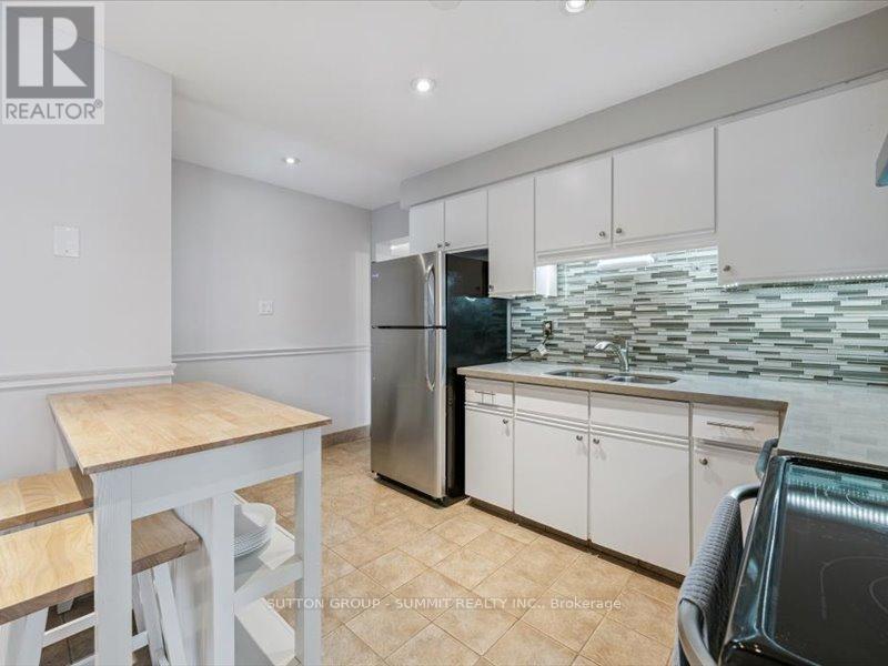 4082 Jefton Crescent, Mississauga, Ontario  L5L 1Z3 - Photo 13 - W12951564