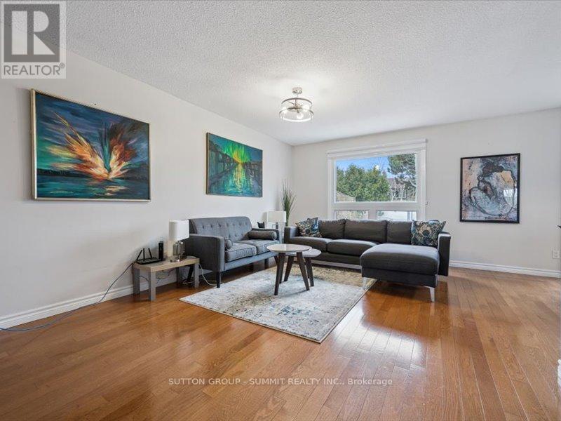 4082 Jefton Crescent, Mississauga, Ontario  L5L 1Z3 - Photo 4 - W12951564