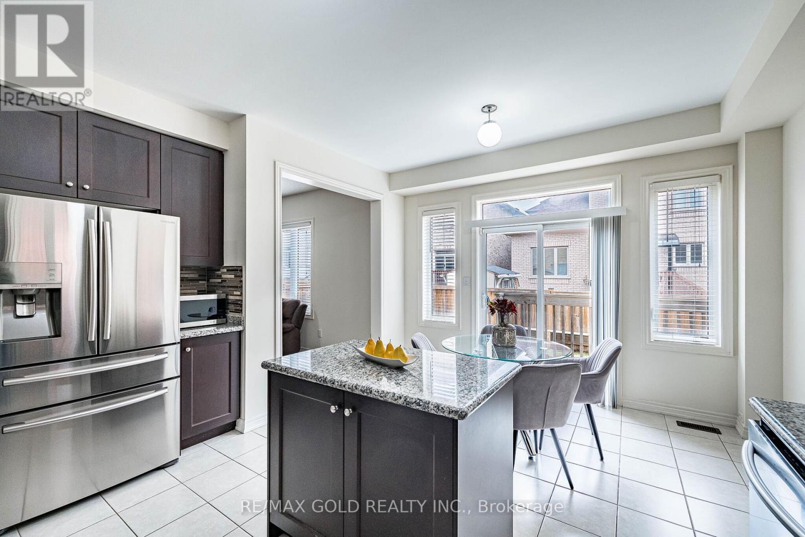 14 Lloyd Crescent, Brampton, Ontario  L7A 4J5 - Photo 17 - W12951574