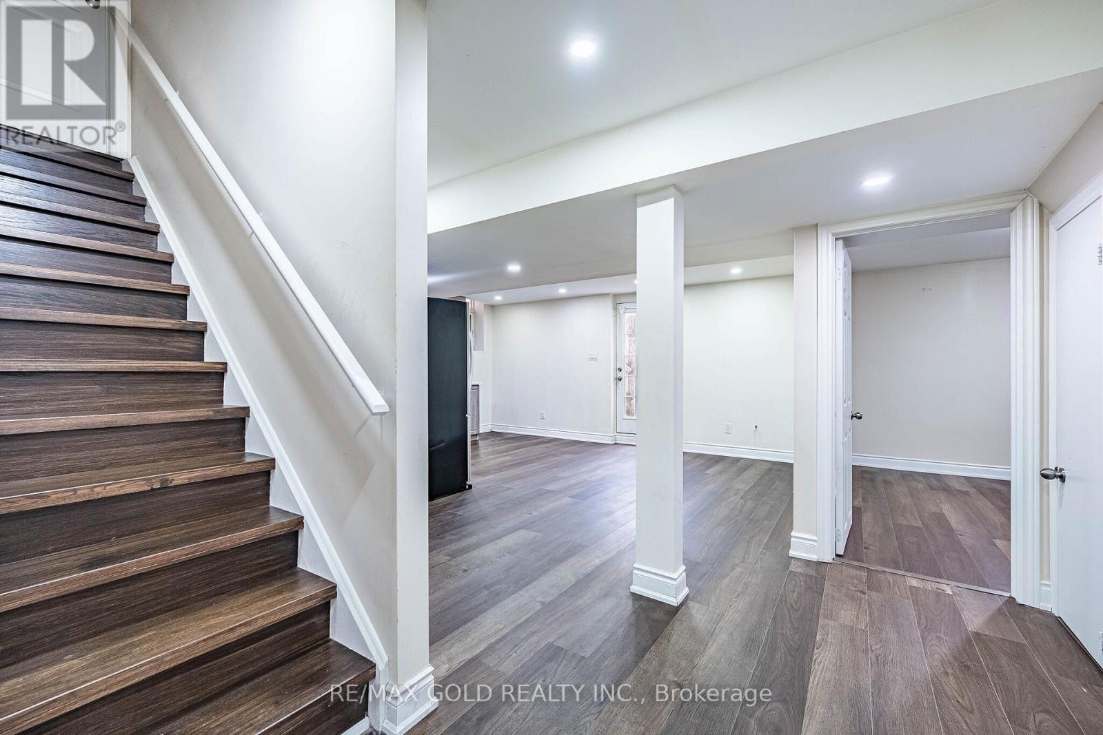 14 Lloyd Crescent, Brampton, Ontario  L7A 4J5 - Photo 30 - W12951574