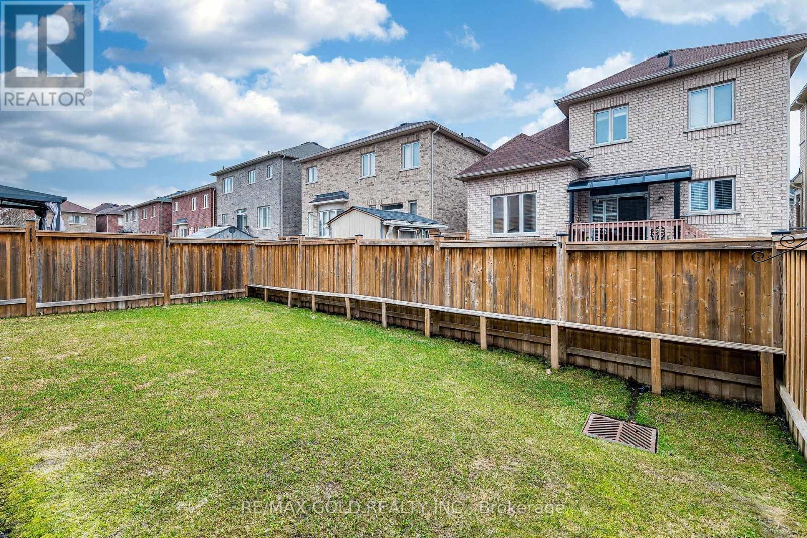 14 Lloyd Crescent, Brampton, Ontario  L7A 4J5 - Photo 38 - W12951574