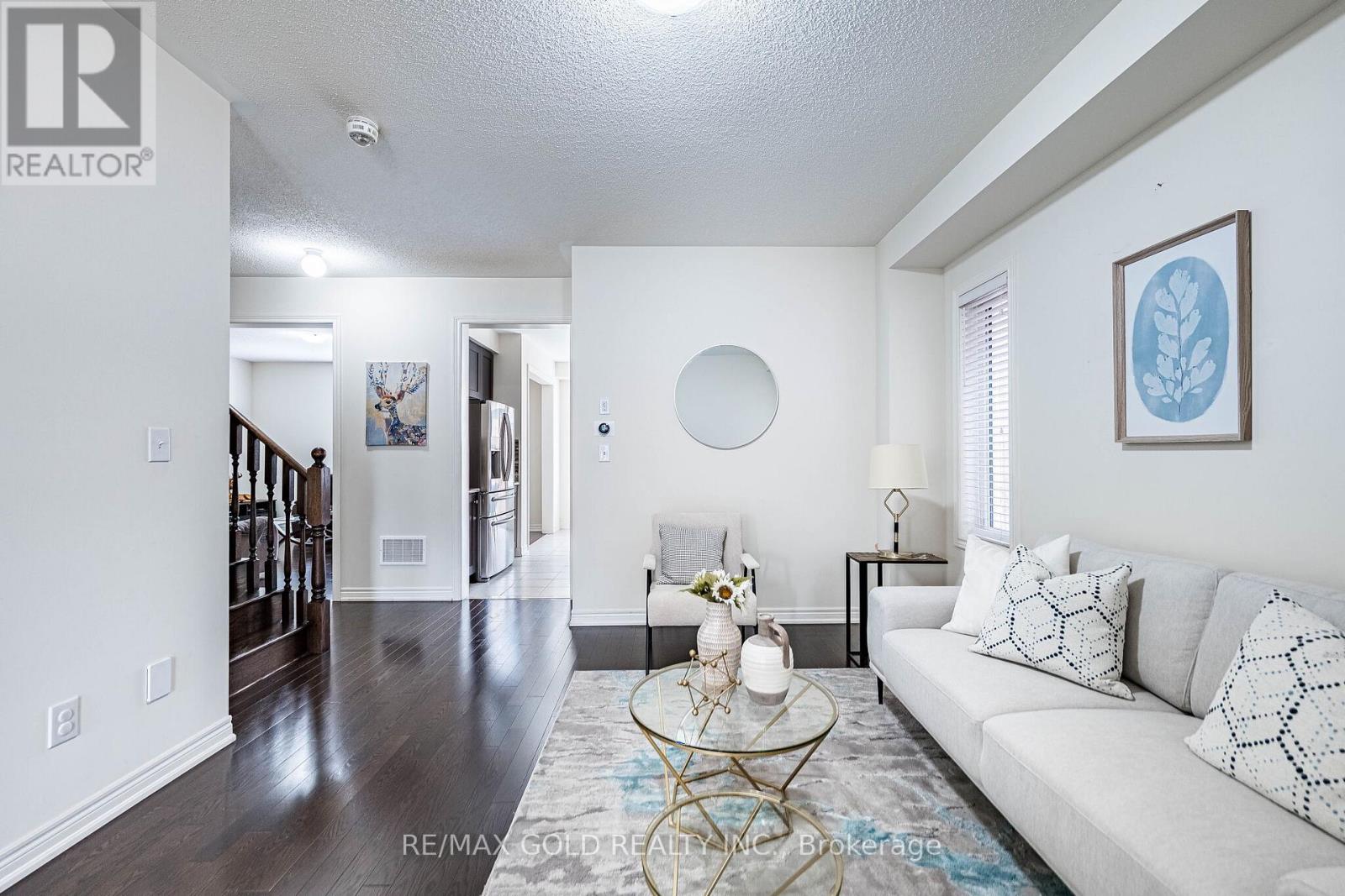 14 Lloyd Crescent, Brampton, Ontario  L7A 4J5 - Photo 4 - W12951574