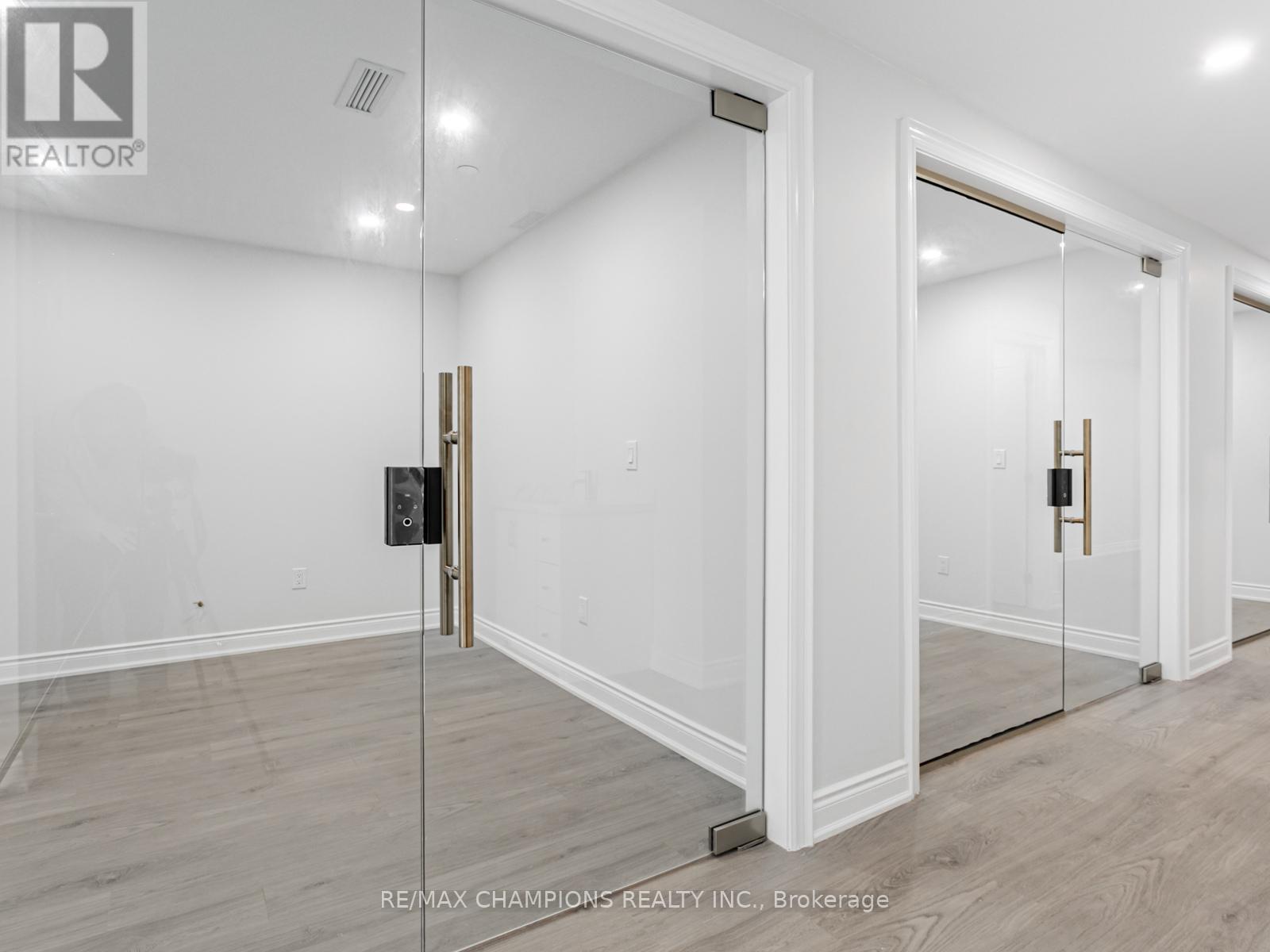 26 - 2565 Steeles Avenue E, Brampton, Ontario  L6T 4L6 - Photo 9 - W12951594