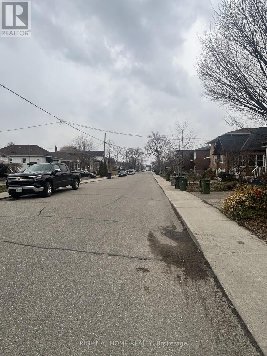 6 - 24 Vanevery Street, Toronto, Ontario  M8V 1Y6 - Photo 19 - W12951610