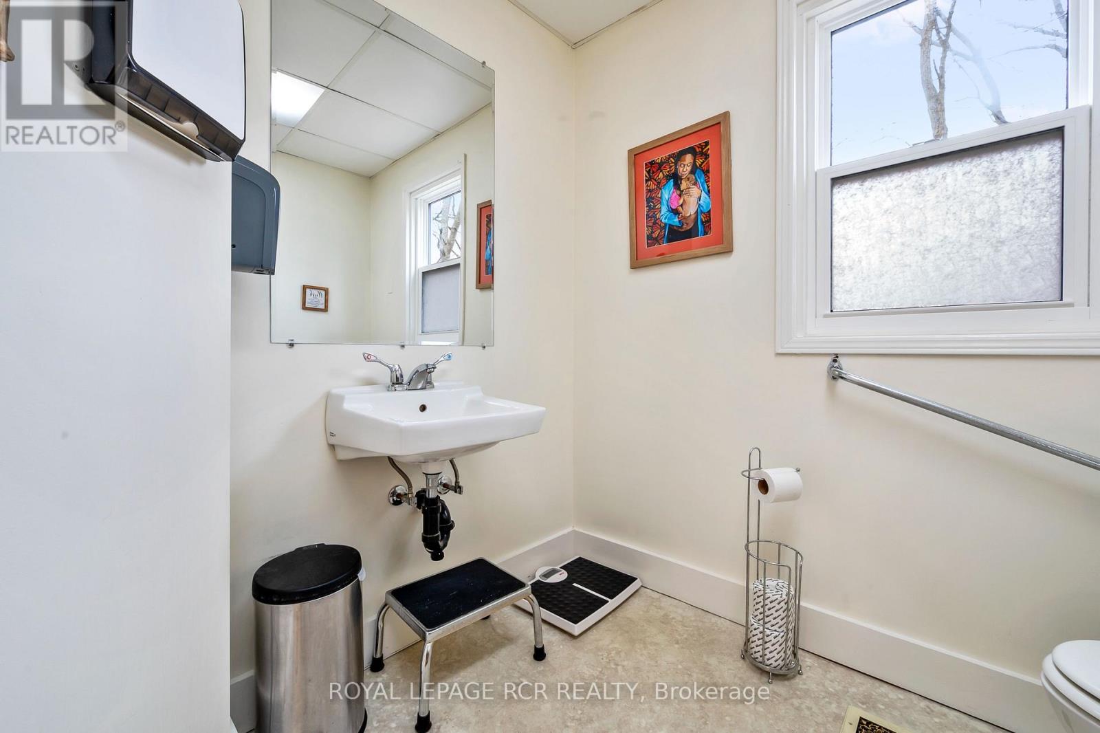 16 Church Street, Orangeville, Ontario  L9W 1N2 - Photo 11 - W12951632