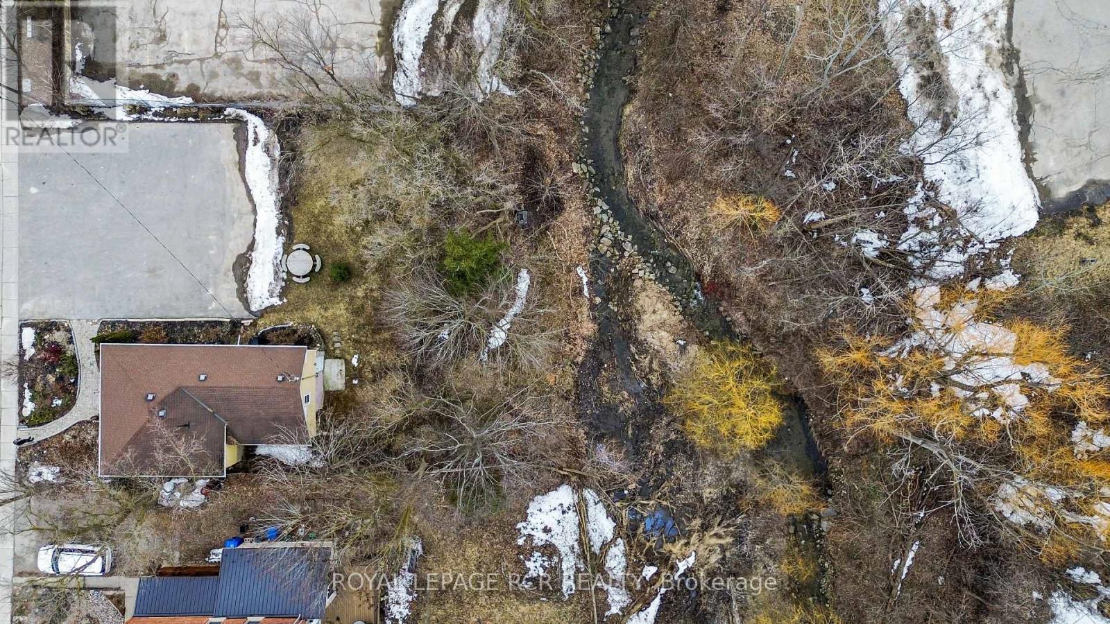 16 Church Street, Orangeville, Ontario  L9W 1N2 - Photo 3 - W12951632