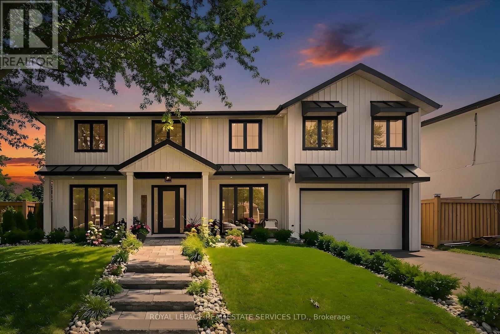 2212 Urwin Crescent, Oakville, Ontario  L6L 2T2 - Photo 2 - W12951654